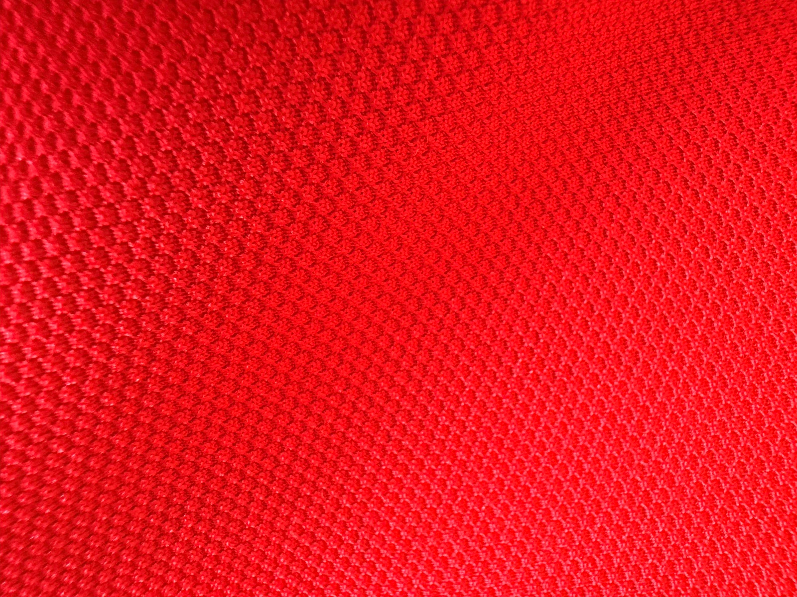 Elegante blazer vermelha com detalhe de zíper dourado – photo 4